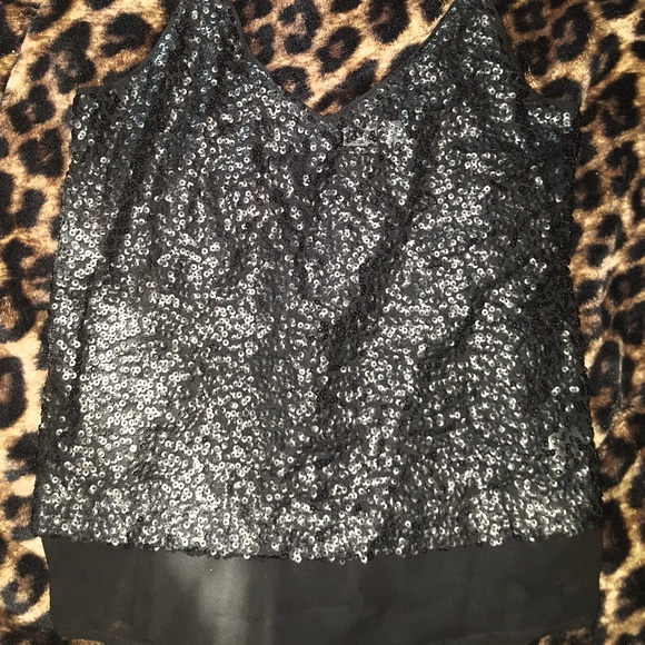 Black sequin top - Picture 3 of 4